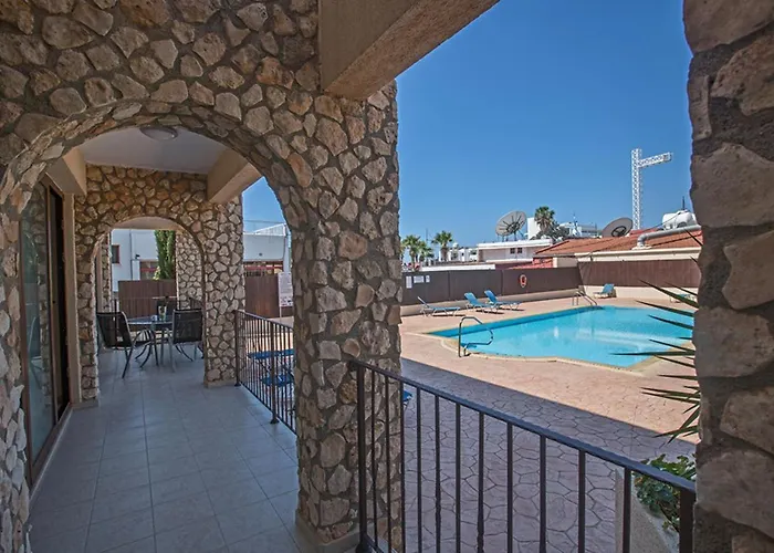 Rent Your Dream Ayia Napa Holiday Apartment In A Fantastic Location, Ayia Napa Apartment 1275 acceptant les animaux