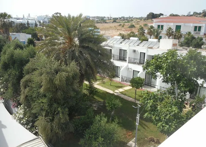 Luxiary Delux Apartment At Kkaras Ayía Nápa acceptant les animaux