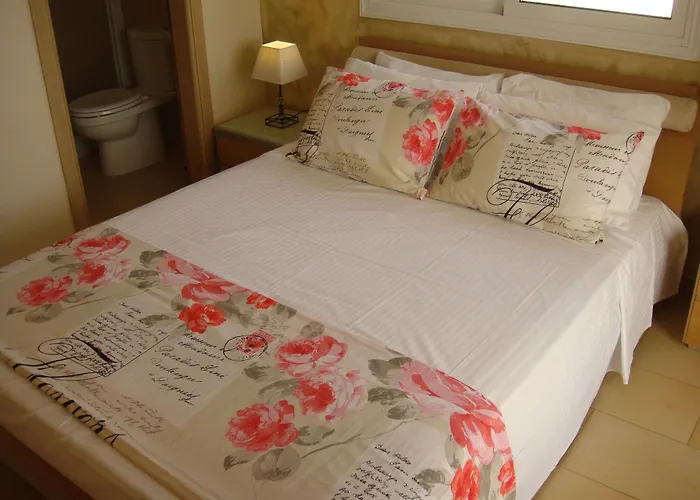 Huisdiervriedelijke Athena Villa Agia Napa